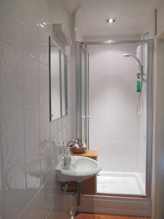 Crossways House Bed And Breakfast East Cowes Bilik gambar